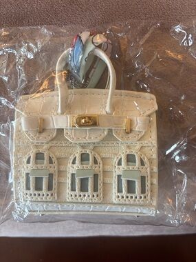 Source Unknown White Croc-Texture Mini Bag with Scarf Accent - Bag Charm
